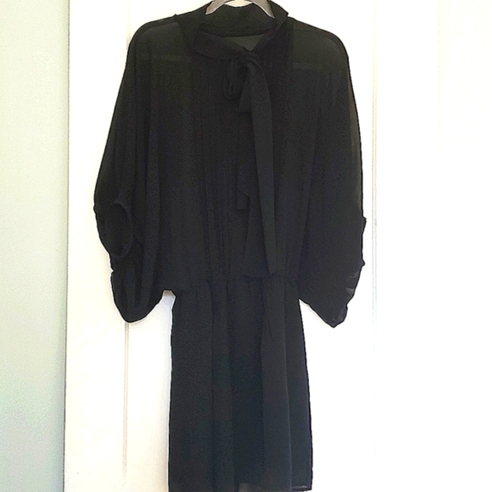 Artisan De Luxe black sheer mini dress bow tie neckline size medium
